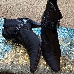 Black zip up boots, smoke & pet free home